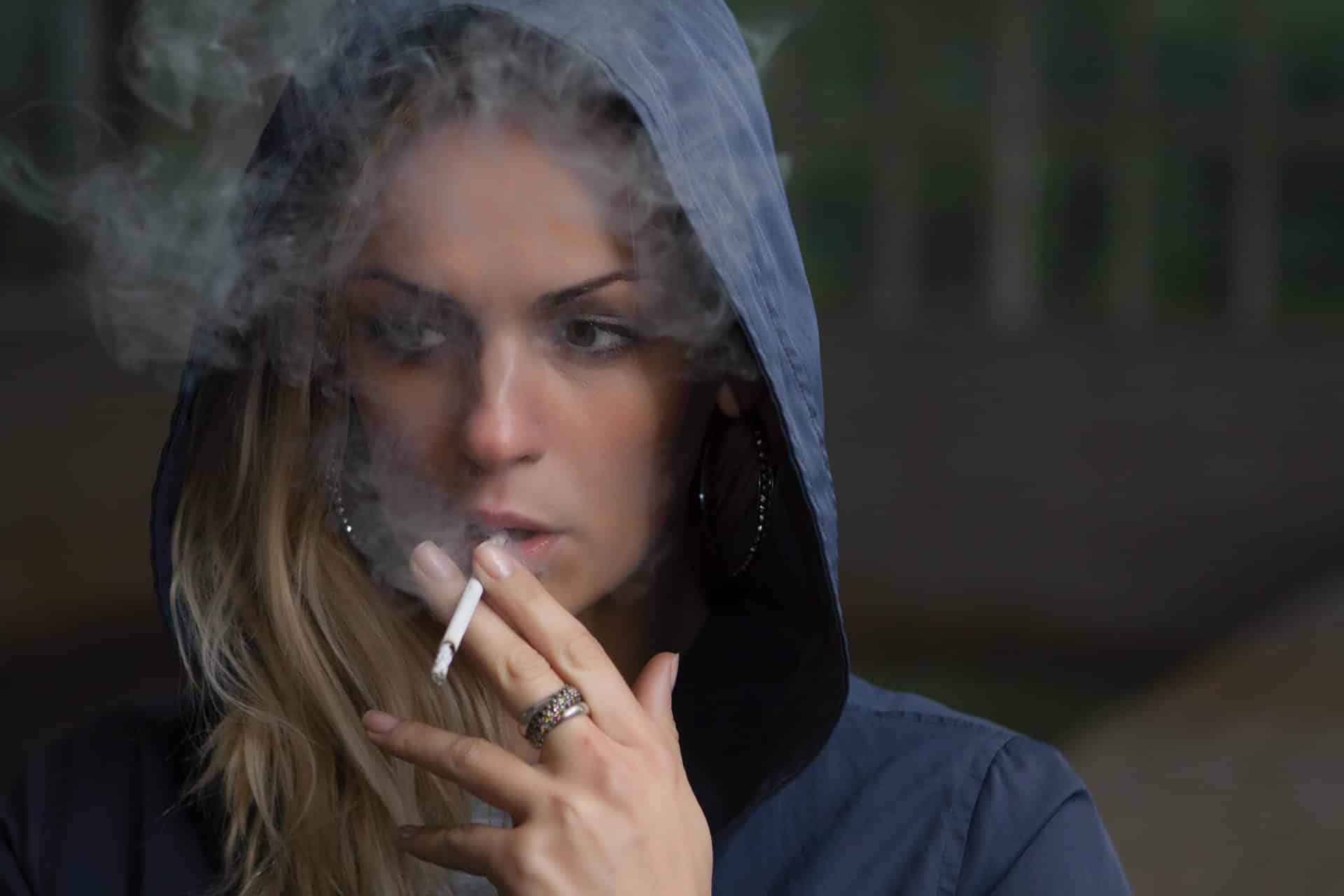 Sanovnik cigarete – Šta znači sanjati cigare?