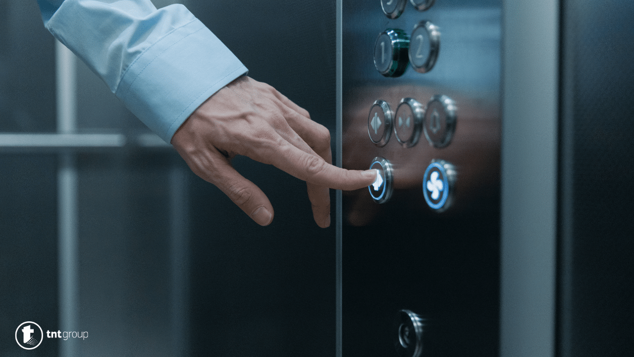 Sanovnik lift – Šta znači sanjati lift?