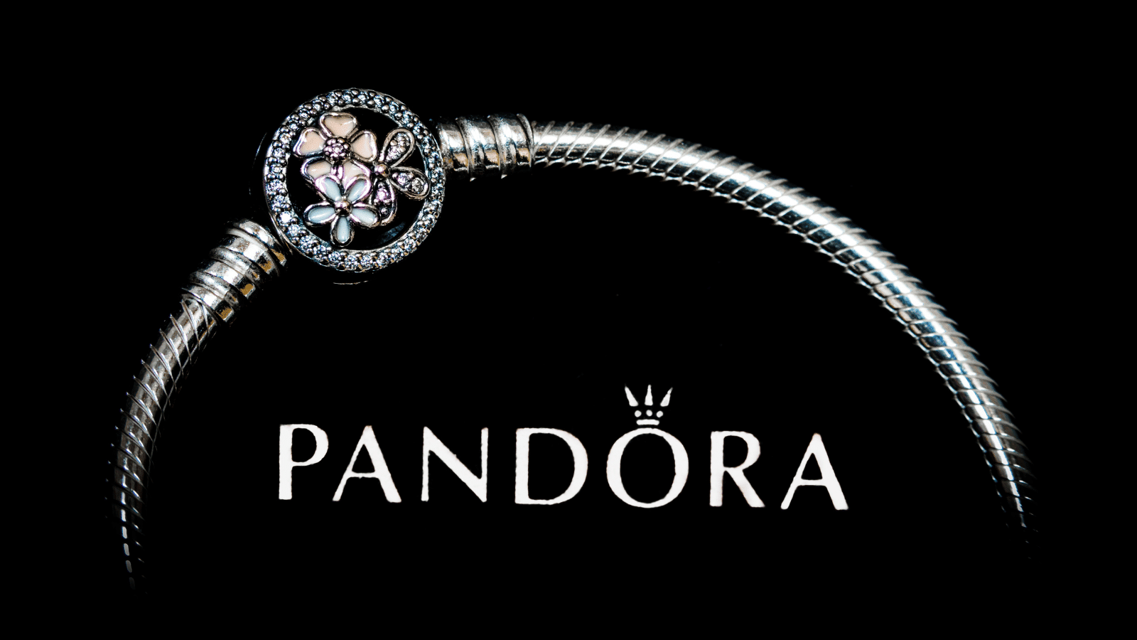 Od čega je Pandora nakit – materijali, kvalitet i vrijednost