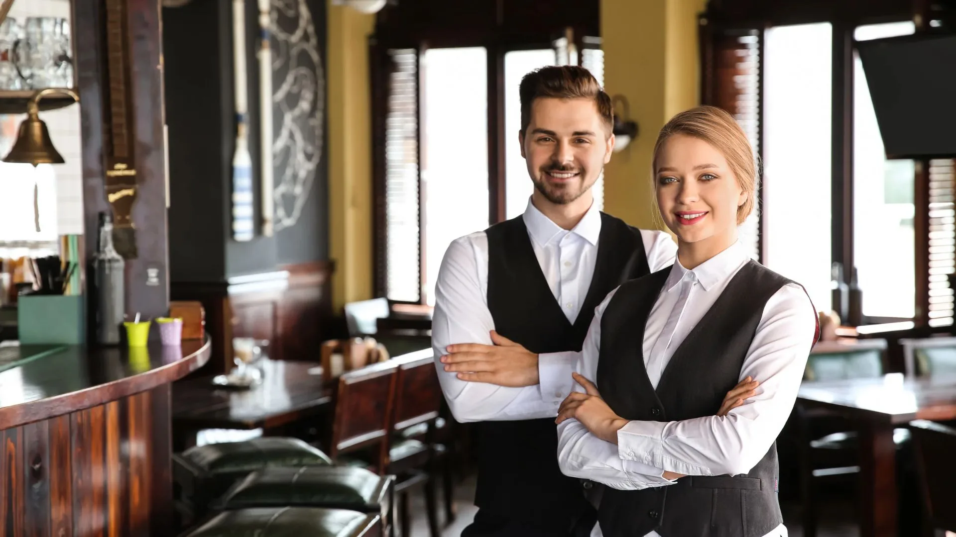 Kako pronaći radnike za restoran: dobra usluga počinje dobrim timom